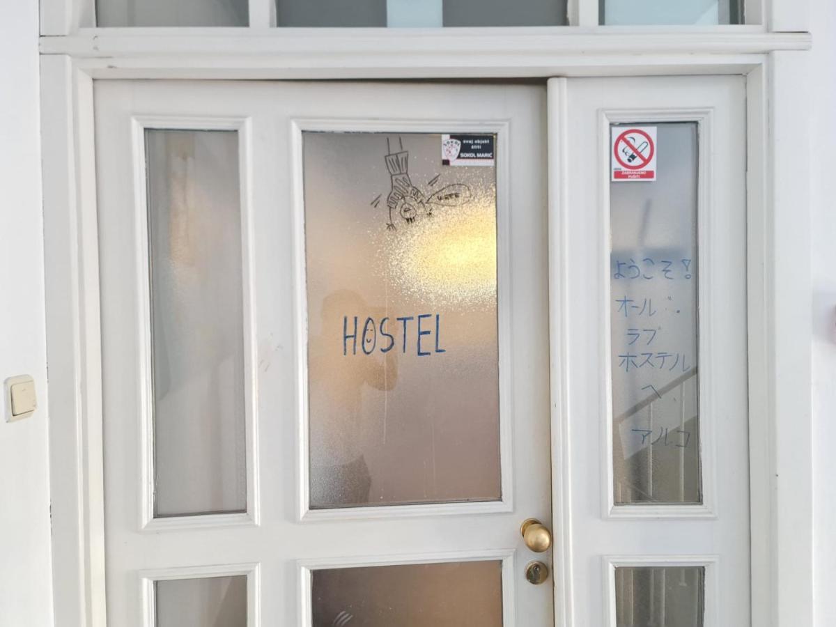 Shangri-La Hostel Zagreb Eksteriør bilde